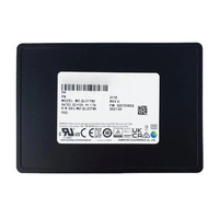 Disco SSD Samsung PM9A3 960 U.2 NVMe PCIe | MZQL2960HCJR-00A07