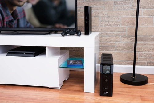 UPS APC Back-UPS Pro 1200VA Torre 720W 8x C13 BR1200SI